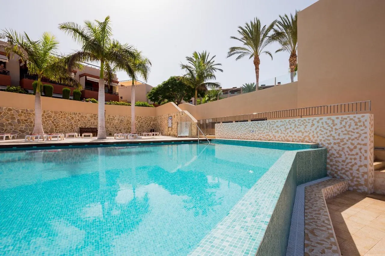 Go2Tenerife Apart'Tera Solarium, Terraces, Swimming Pools & Parking Costa Adeje  0*, Costa Adeje (Tenerife)